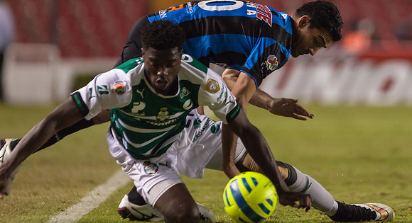 Santos y Gallos, por el Primer Paso Rumbo al Título