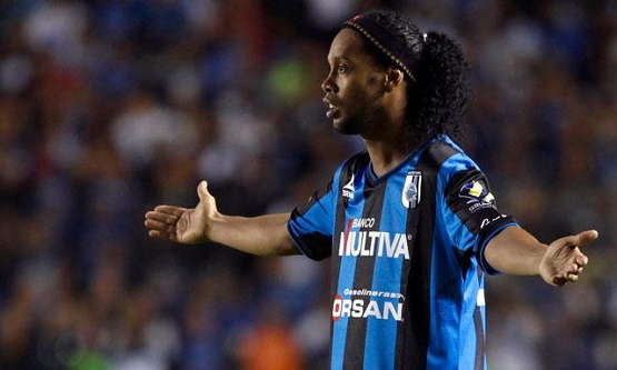 Ronaldinho Alzó la voz: ‘Basta de Racismo’