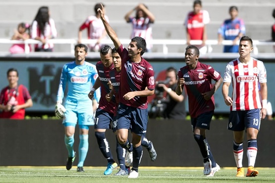 Monarcas Arrebató Invicto a Chivas en Casa