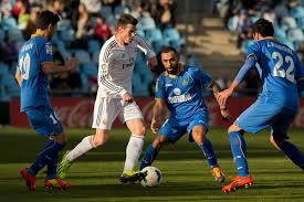 Caminando, Real Madrid Vapuleó al Getafe