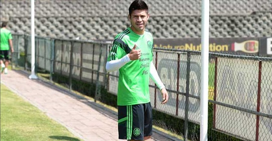 Oribe Peralta Busca Convencer al ‘Piojo’