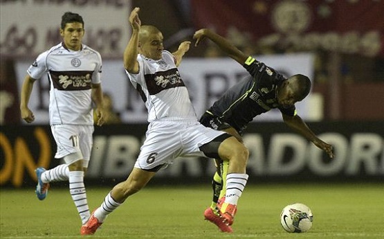 Lanús se lo dio vuelta a Santos Laguna y le ganó 2 a 1