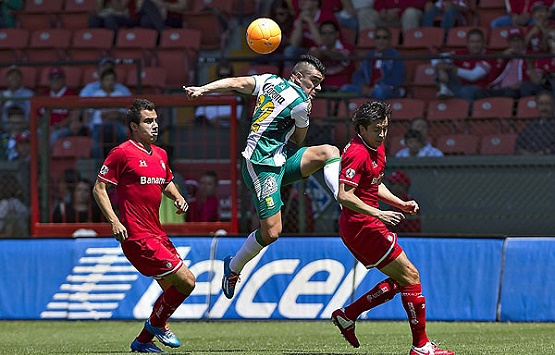 Toluca Supera al Monarca León y Amenaza a Superlíder Cruz Azul