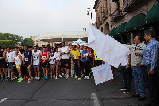 Con 700 Participantes se Realizó la Carrera Jóvenes con Candela