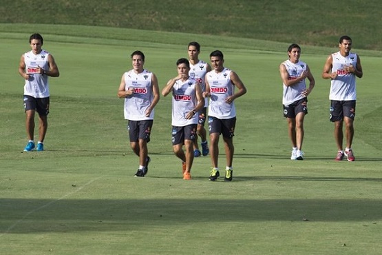 Rayados, sin Marearse por Estar en la Cima del A2014