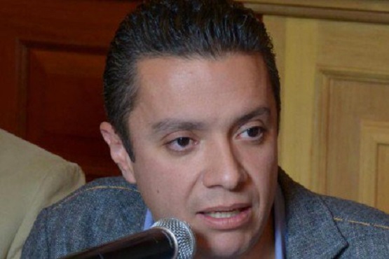 Cumple Luis Navarro con el Perfil Para la SE: AIEMAC