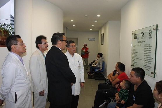 Secretario de Salud, Realiza Recorrido por la Clínica de Labio y Paladar Hendido