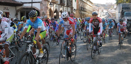 Invita Pátzcuaro a la Vuelta Ciclista Conociendo Nuestro Lago