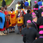 El Papa Viaja a Africa