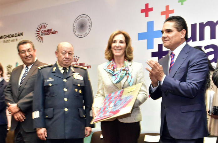 María Elena Morera Silvano Aureoles
