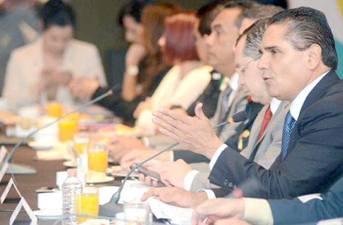 Silvano-Aureoles-Empleos