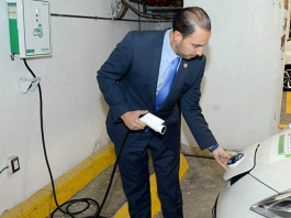 Marko-Cortés-Auto-Eléctrico