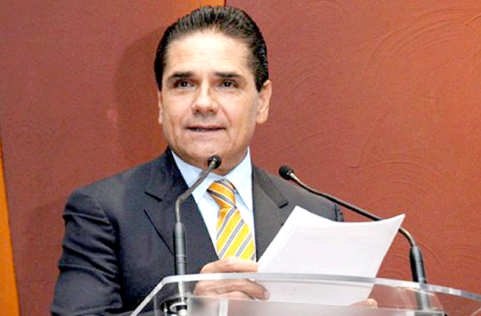 Silvano Aureoles Expediente