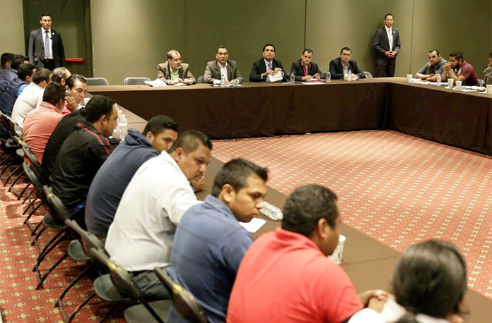 Reunión-CNTE-Gobierno-Estatal