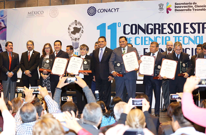 silvano-aureoles-congreso-ciencia
